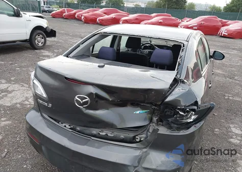 2012 Mazda Mazda3 I Touring z USA, uszkodzony, nr VIN JM1BL1V88C1651783